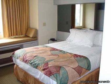 וויליאמסוויל Best Western Buffalo Inn & Suites חדר תמונה